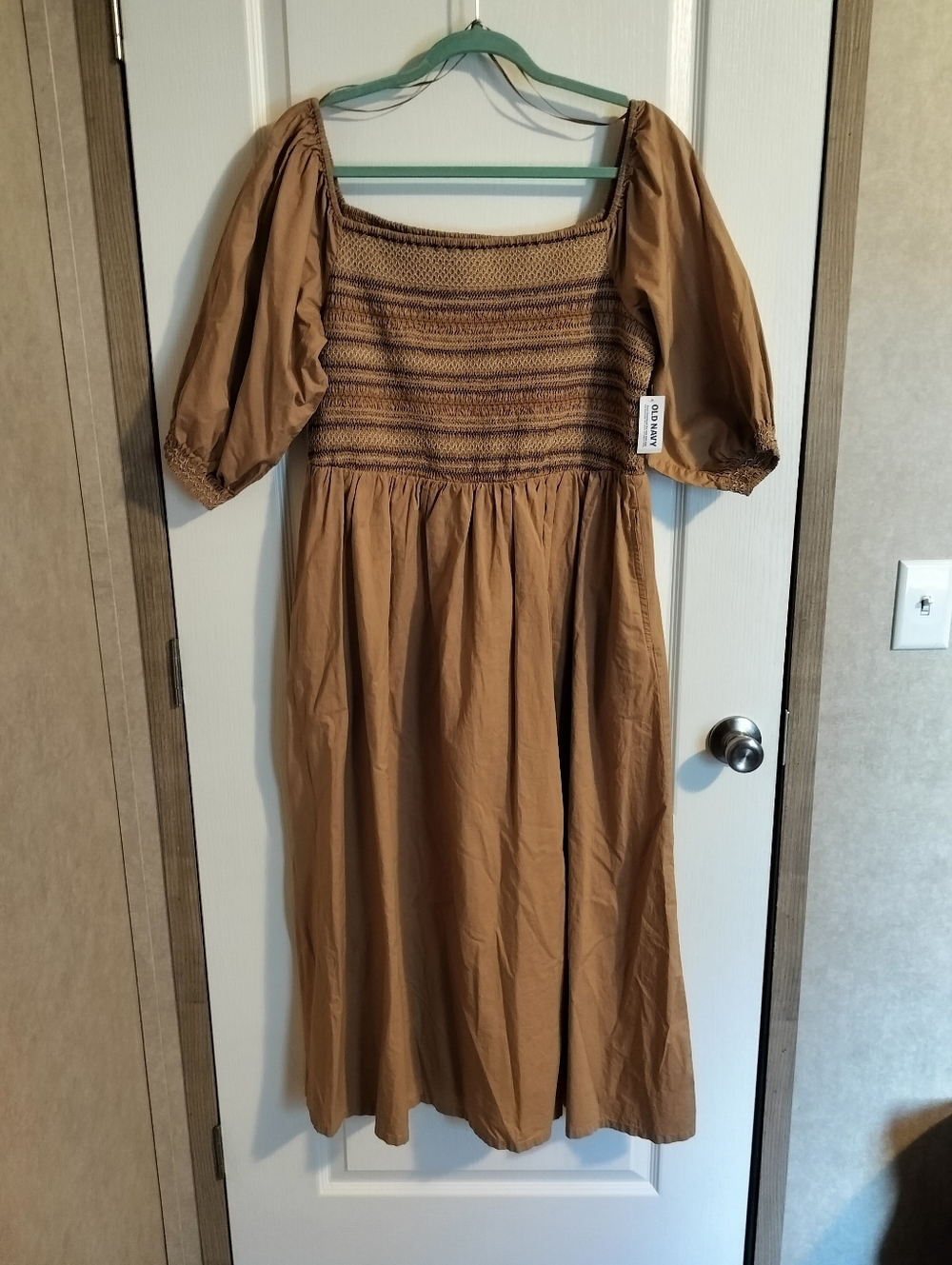 Old Navy Brown Smocked Midi Dress - NWT Size XL
